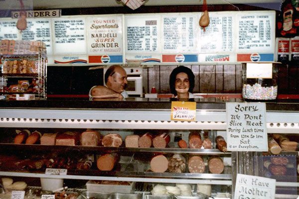 1983 Joe and Rina are ready for the lunch hour rush. 